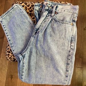 Madewell pleated mom jeans